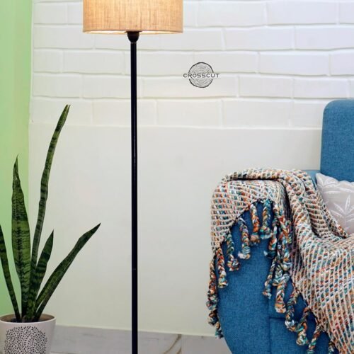 Minimalist Metal Floor Lamp – Beige Jute Shade