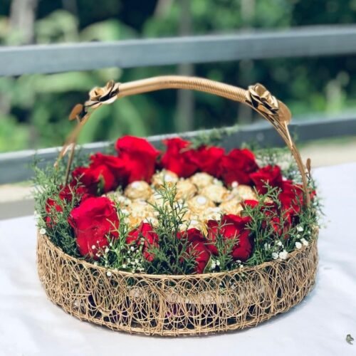 Rose Gold Metal Gift Basket with Handle | Decorative Hamper Tray