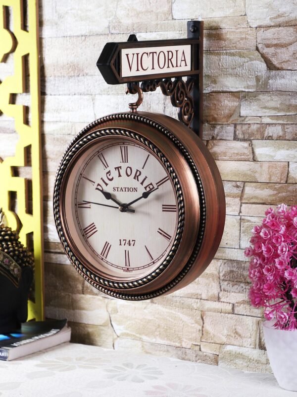 3-Piece Round Analog Wall Clock Set with Stand (33 cm)