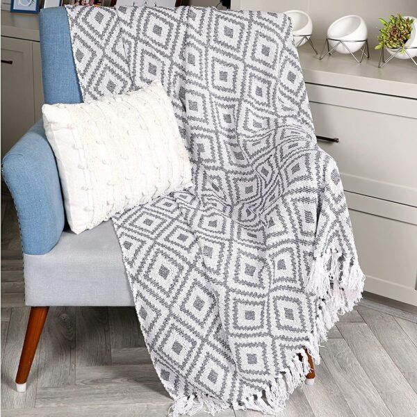SASHAA WORLD Woven Diamond Pattern Cotton Throw Blanket 125×150 cm Woven Diamond Pattern Cotton Throw Blanket for Sofa, Bed & Living Room (Navy & Grey, 125 × 150 cm)