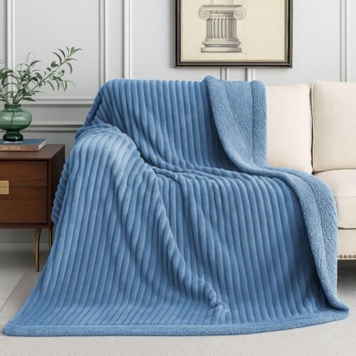 Reversible Sherpa Fleece Throw Blanket for Sofa, Bed & Couch, Ultra Soft Plush Flannel Microfiber All-Season Blanket (Blue, 228 × 152 cm)